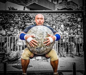 Sulaiman Ismail Atlas Stones at Singapore Strongman Classic 2014