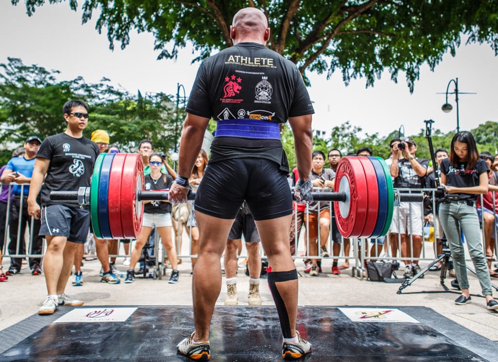 Sulaiman Ismail Deadlifts at Singapore Strongman Classic 2014